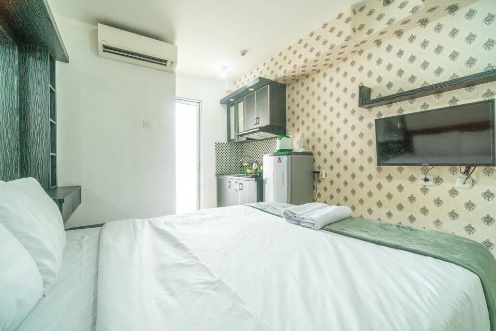 Bassura East Netflix & Chill Pangsapuri Jakarta